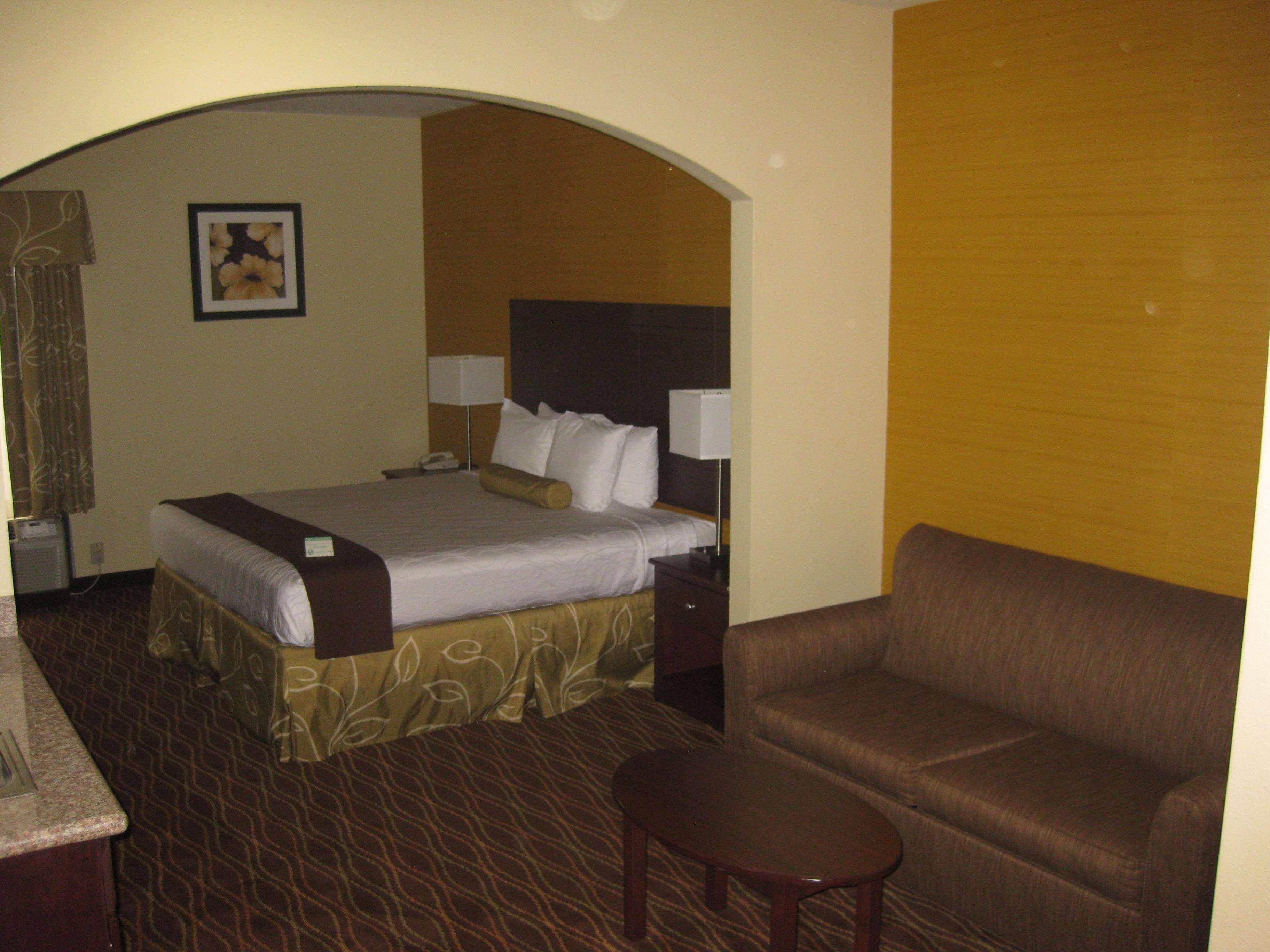 Best Western Plus Springfield Airport Inn Eksteriør bilde