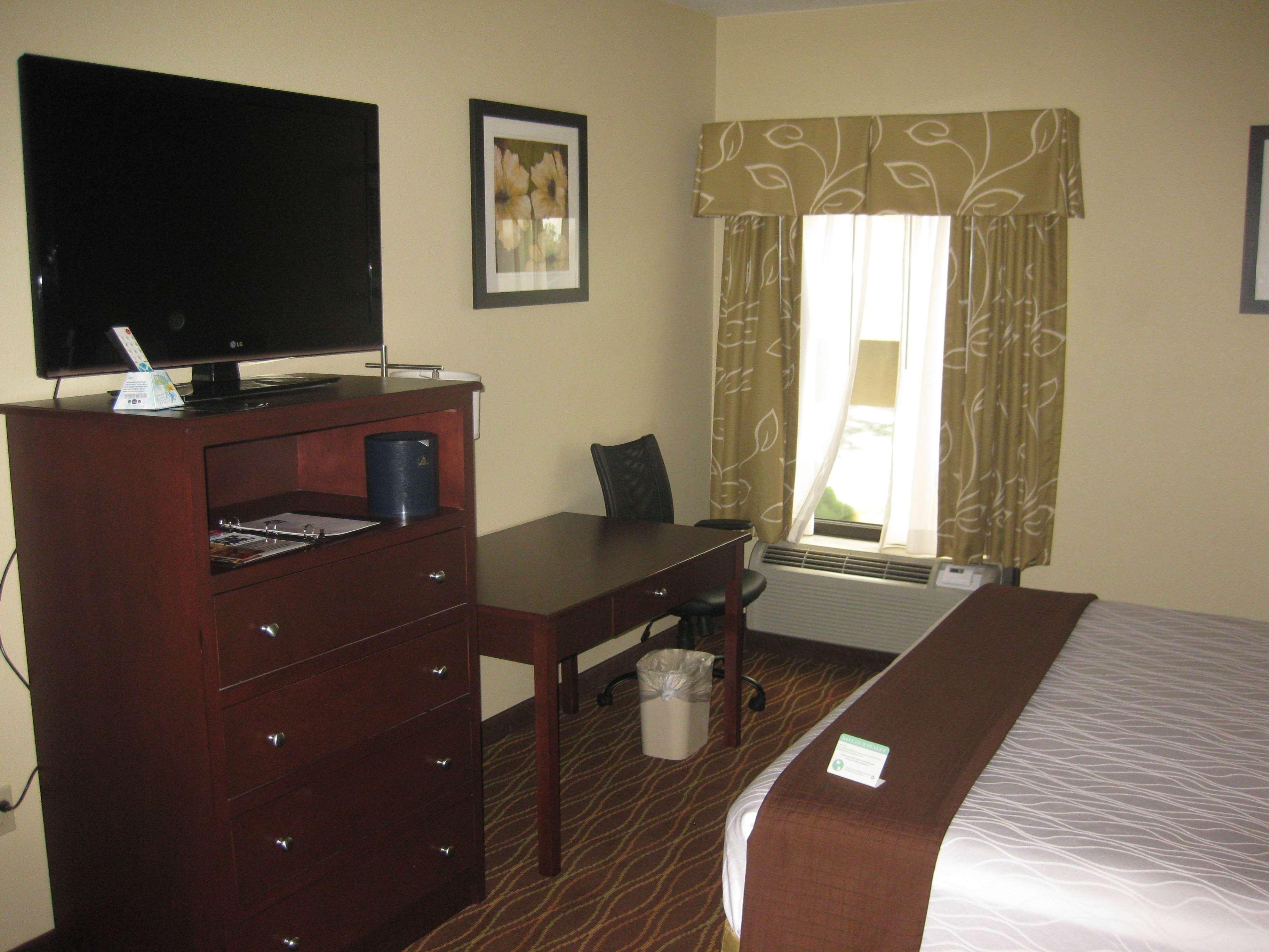 Best Western Plus Springfield Airport Inn Eksteriør bilde