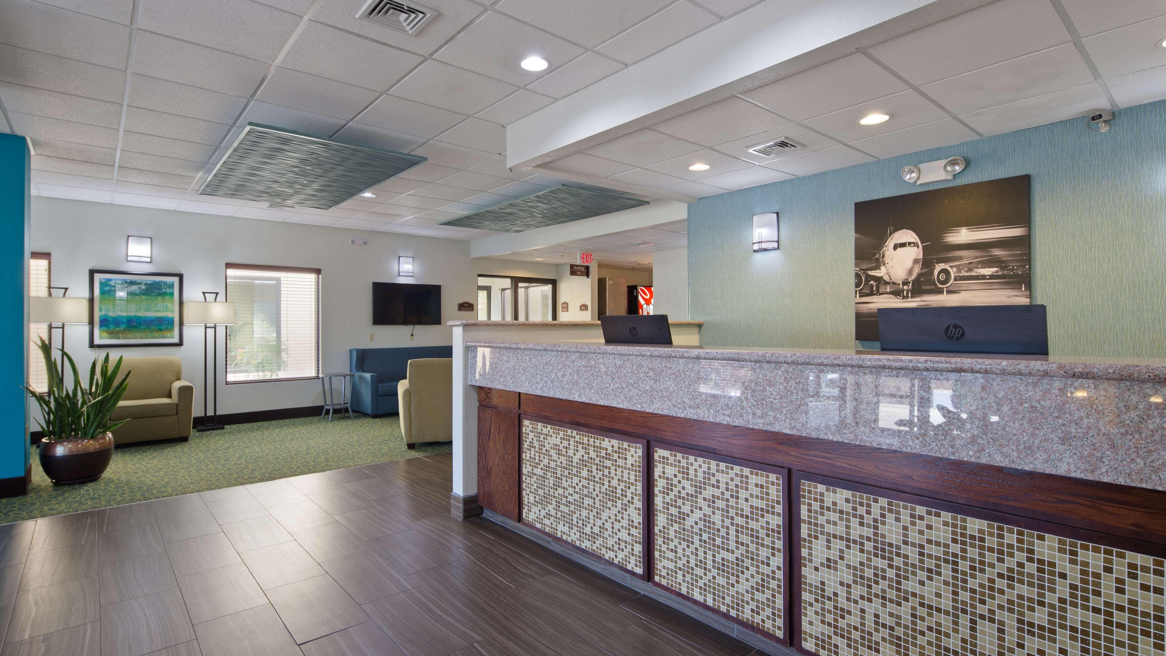 Best Western Plus Springfield Airport Inn Eksteriør bilde