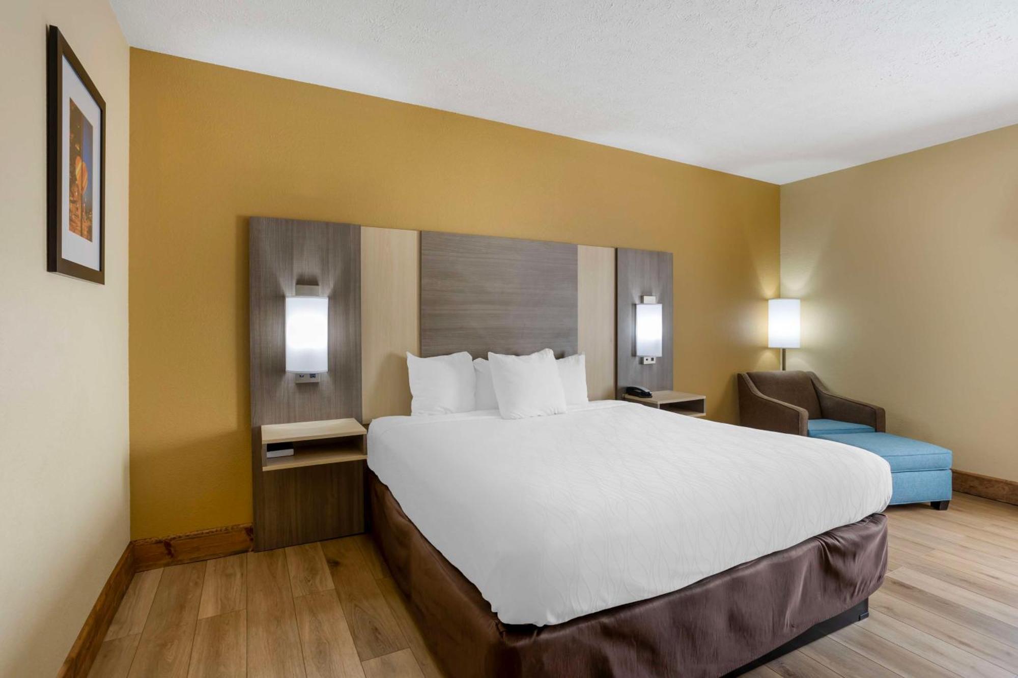 Best Western Plus Springfield Airport Inn Eksteriør bilde