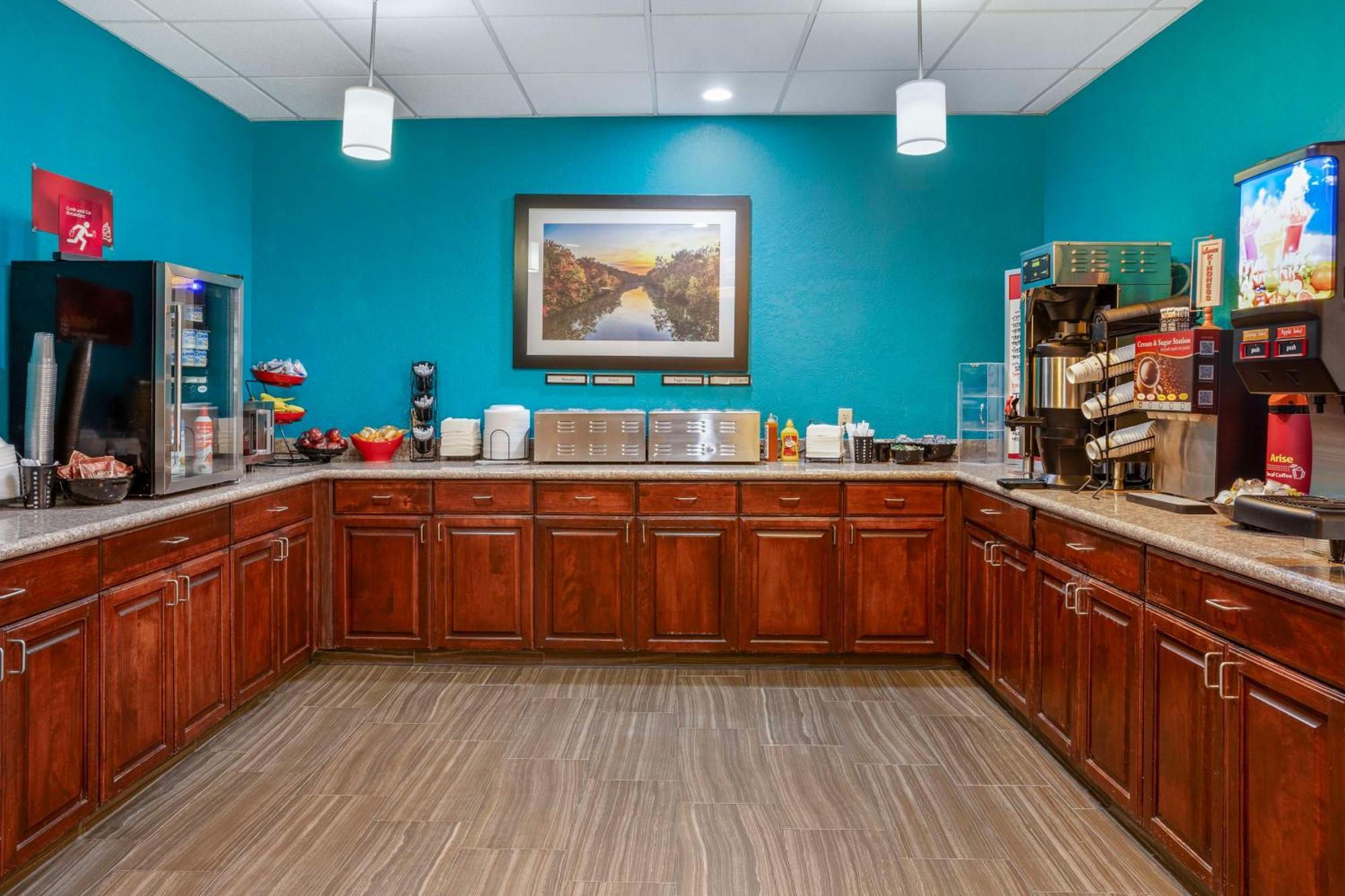 Best Western Plus Springfield Airport Inn Eksteriør bilde