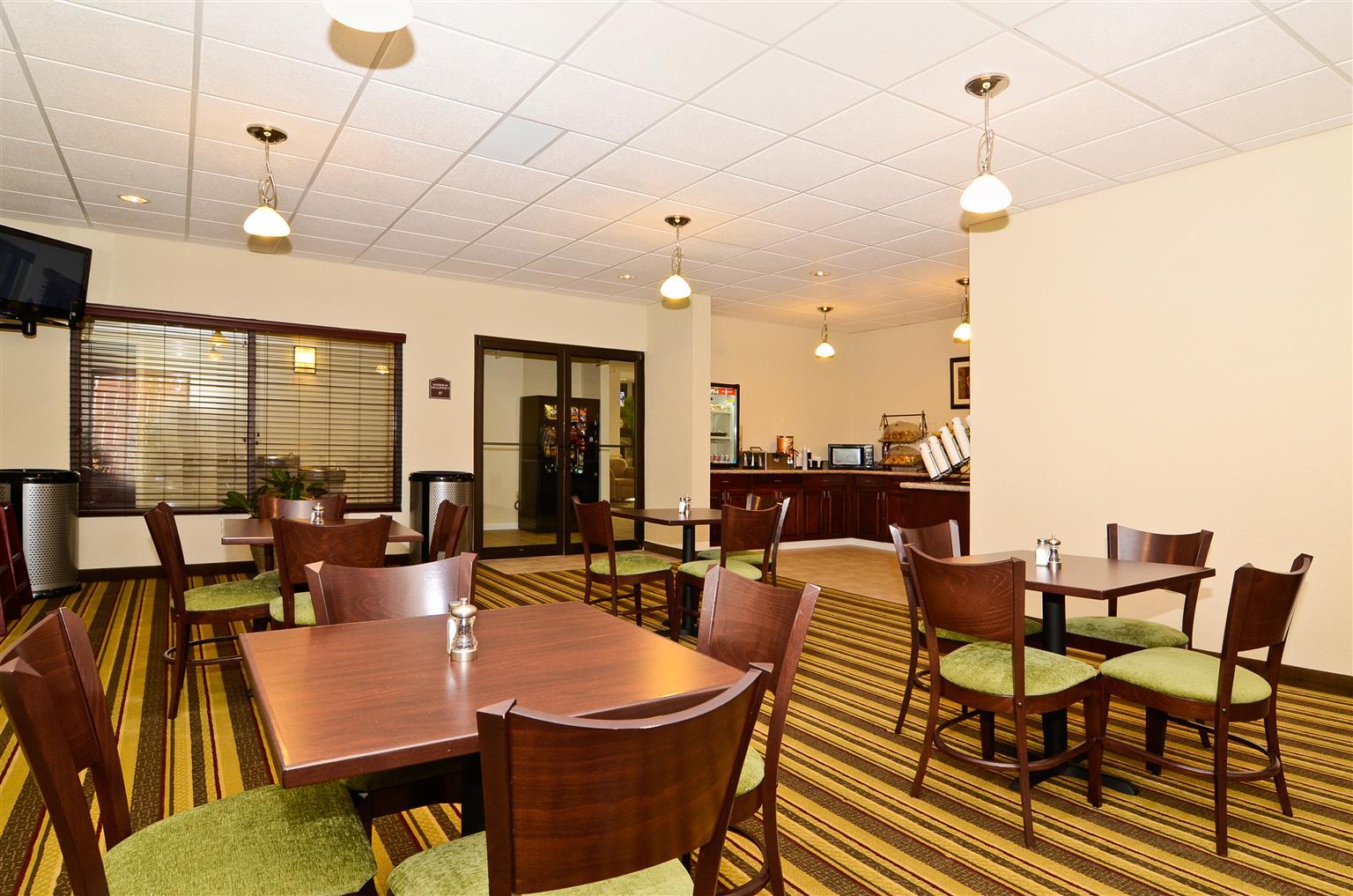 Best Western Plus Springfield Airport Inn Restaurant bilde
