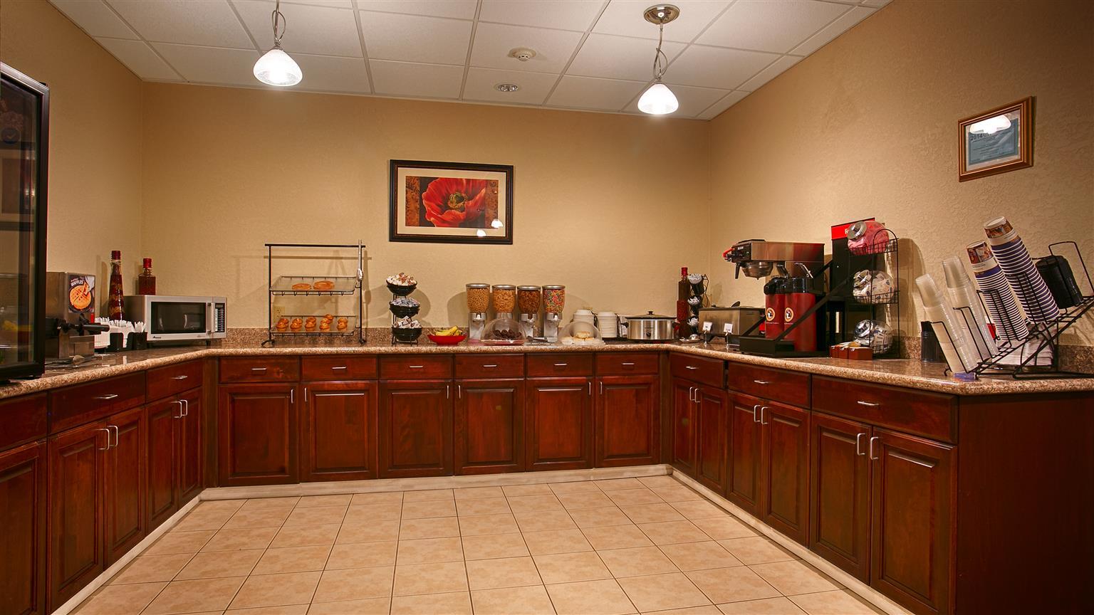 Best Western Plus Springfield Airport Inn Eksteriør bilde